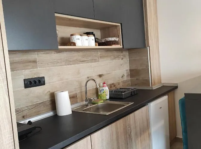 N99 Milmari Apartamento *